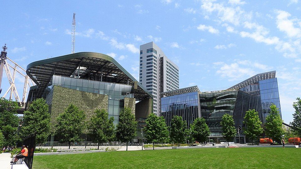 루스벨트 섬에 있는 코넬 테크 캠퍼스 건물